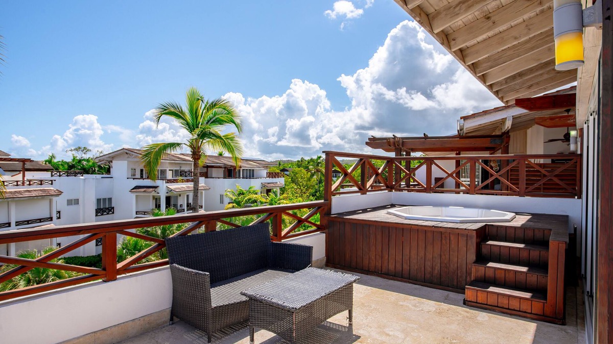 Portillo Apartment | Sweet & Pretty 2BDR Penthouse w/Terrace & Jacuzzi in Las Terrenas