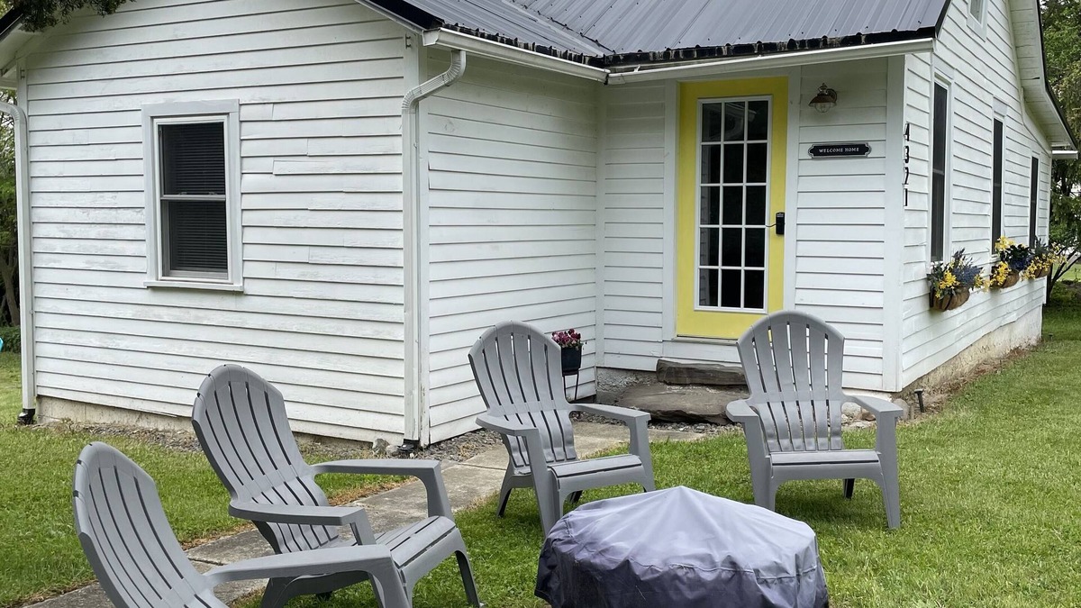 Burdett House | Sweet Seneca Home on Seneca Trails amid wine, brews, eats, hike gorges & fun