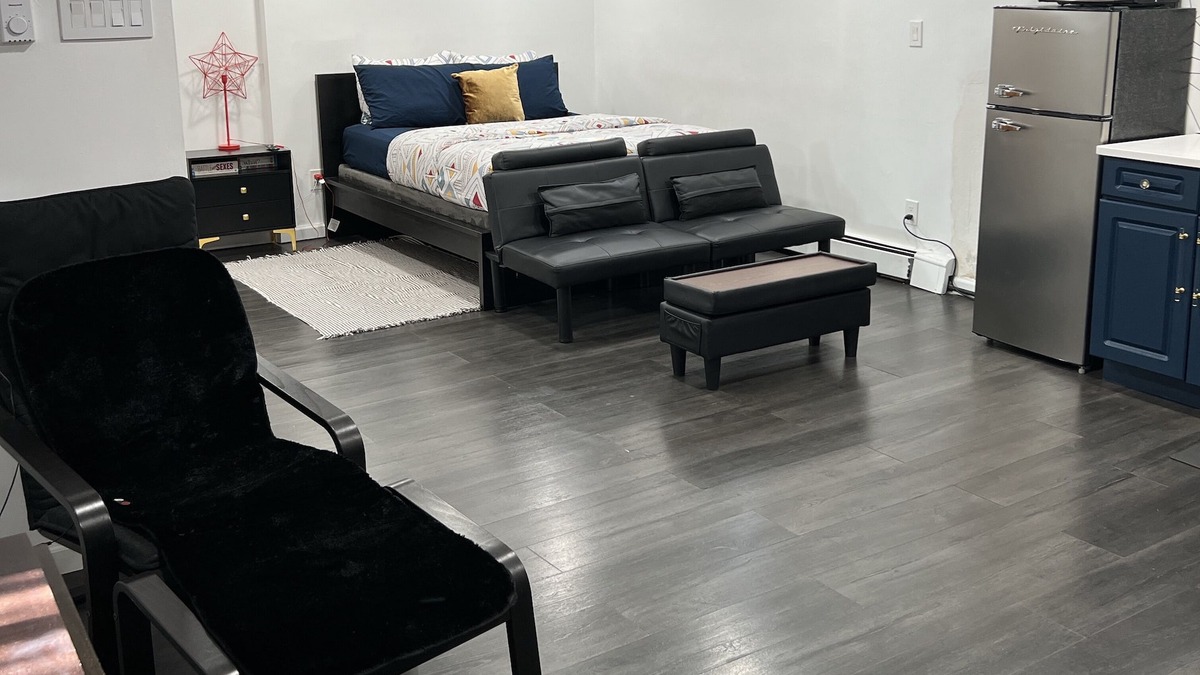 Cambria Heights Apartment | Sweet Spot - USB Arena 2mi-JFK 6 mi-LGA 16 mi