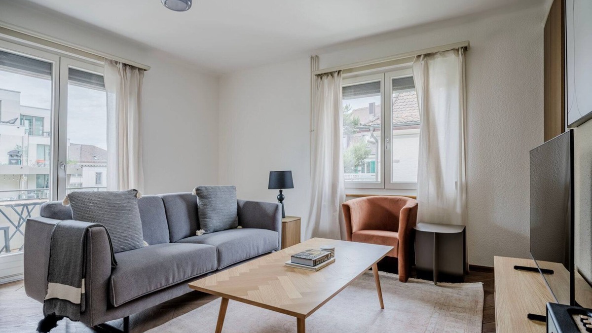 Wipkingen Apartment | Sweet Wipkingen 2BR, close to River, Market & Transport, by Blueground