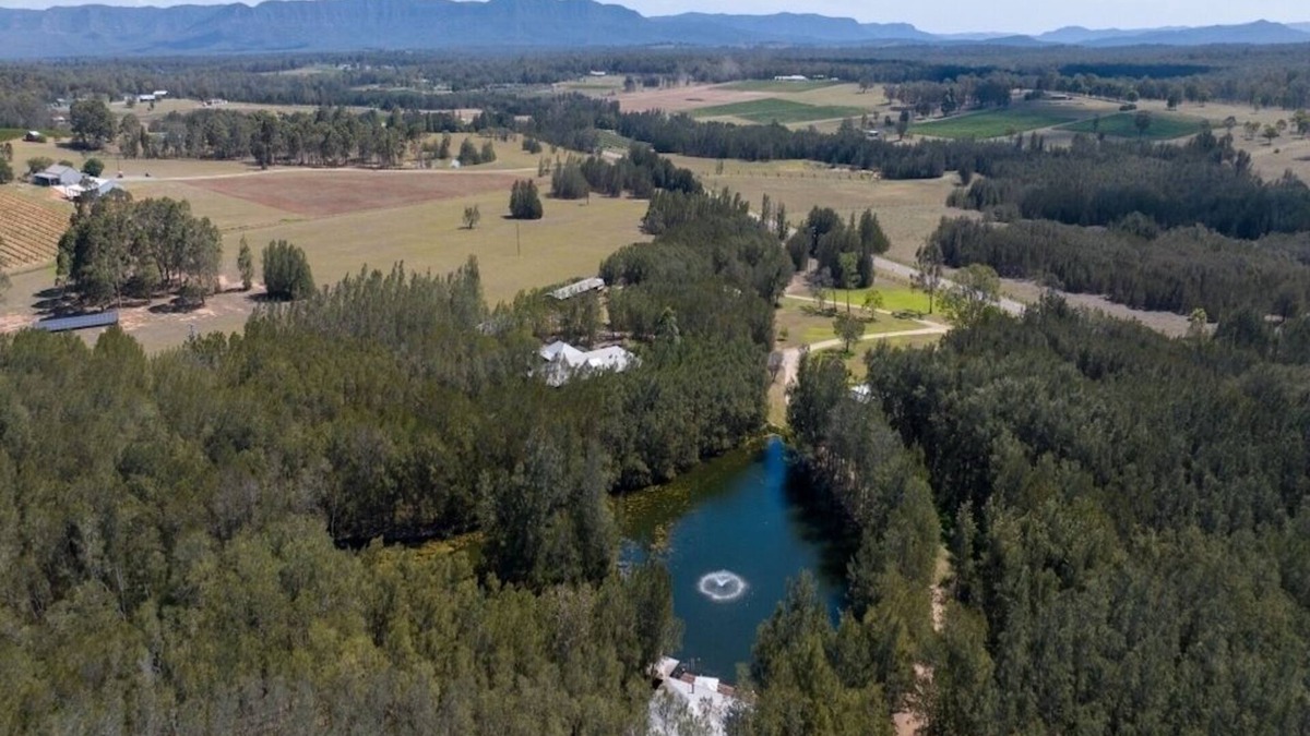 Pokolbin House | Sweetacres Hunter Valley - 5 uniquely styled cottages and stunning main house