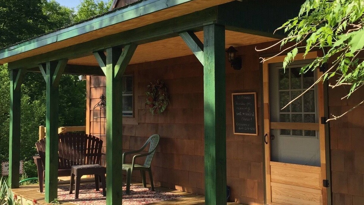 Sheldrake House | Sweetgrass Cottage, Ovid: Walk to Sheldrake Point Winery, Beach and Boat Launch