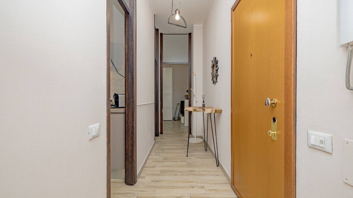 Saronno Apartment | SweetHomeSaronno-A 20 minuti da Milano