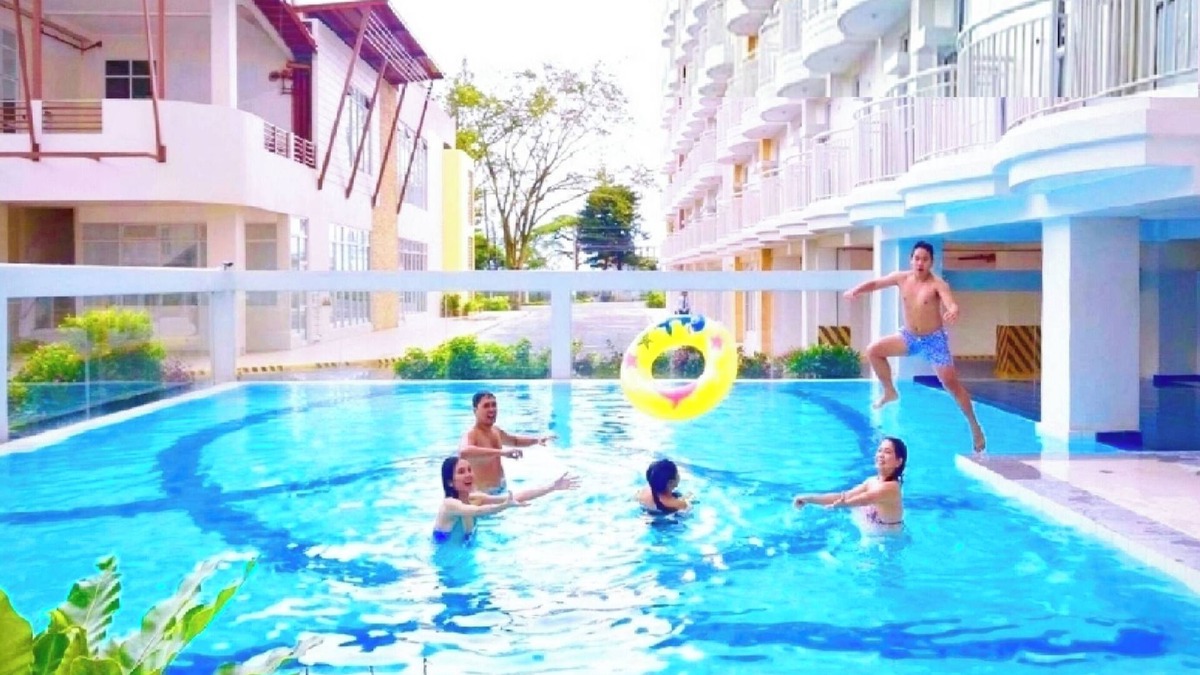 San Jose Condo | SweetLove 2BR, 2Bath, 12ꆜ *View-Deck *free Pool & Parking
