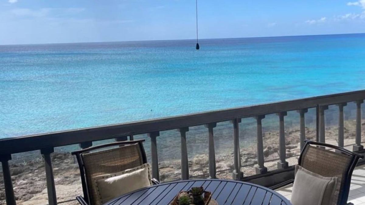 Estate Two Brothers Condo | "Swept Away"