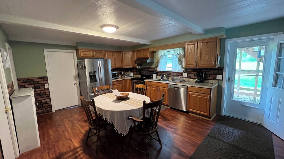 Bondsville House | Swift River Inn