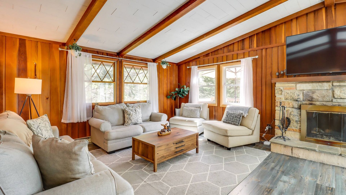 Long Pond Cabin | Swim Dock & Game Room: Lakefront Poconos Cabin!