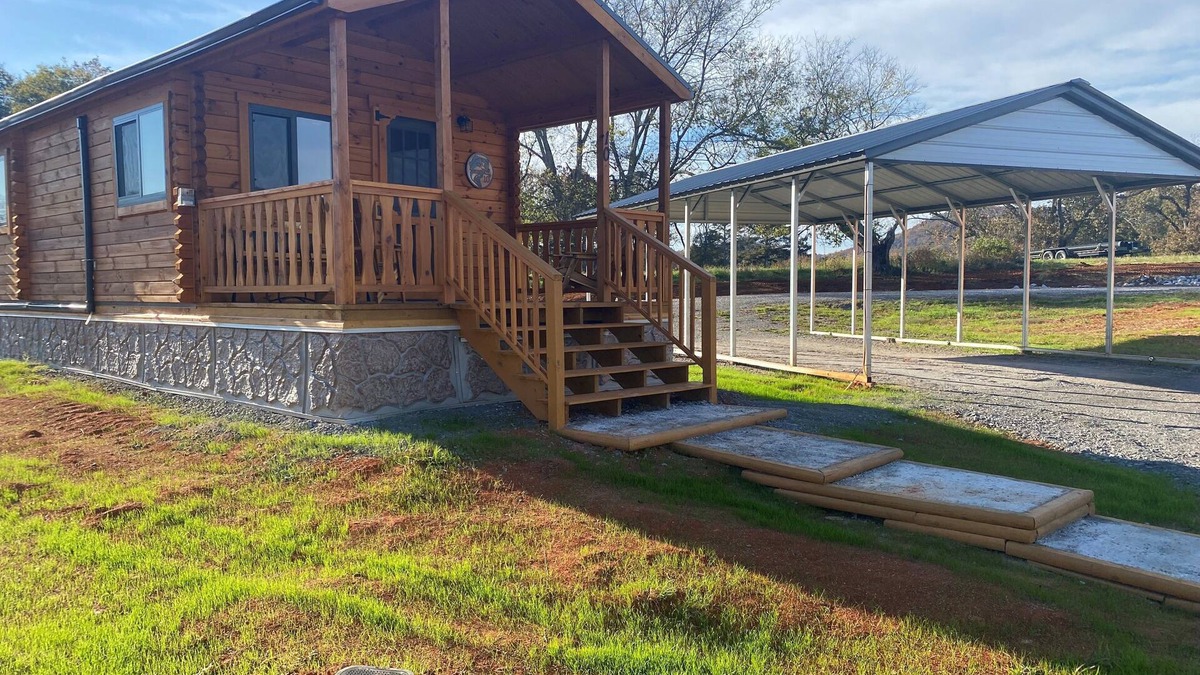 Scottsboro Cabin | SWIMBAIT CABIN