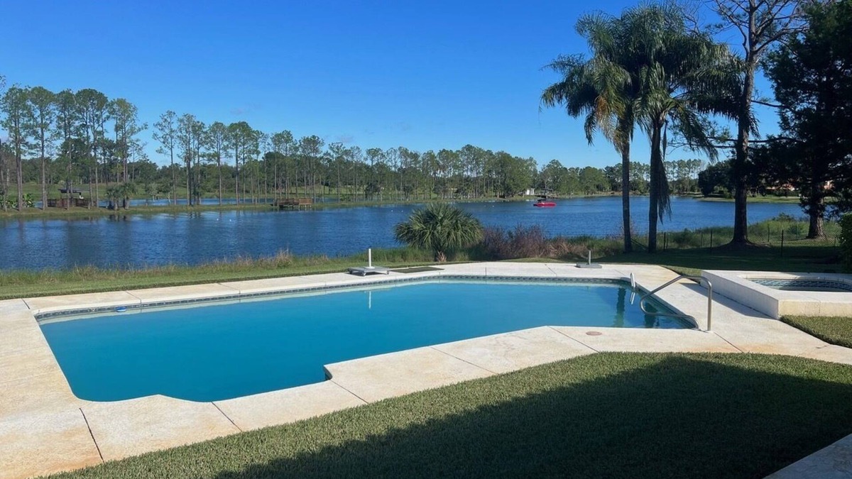 Clermont Villa | SWISS 24 - Lake Stephanie