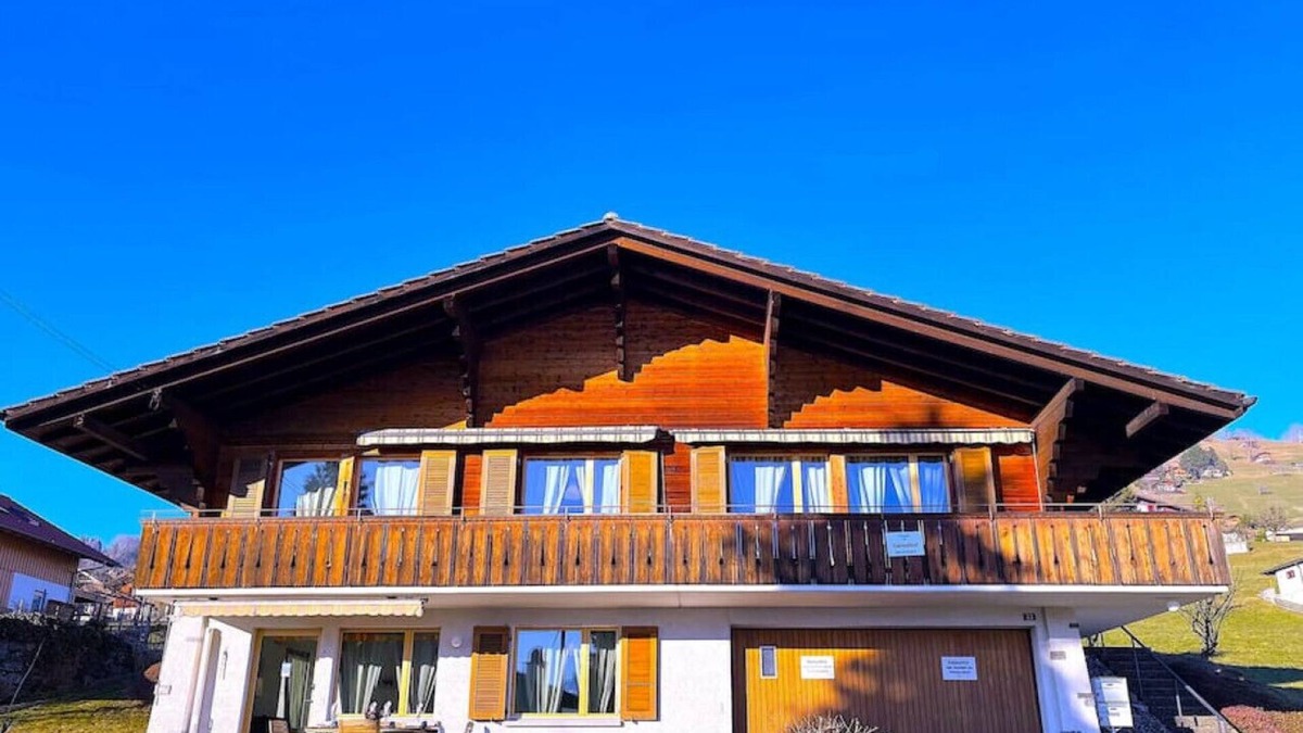 Goldiwil Ski Chalet | SwissHut Stunning Views Alps & Lake - Chalet Aeschlen