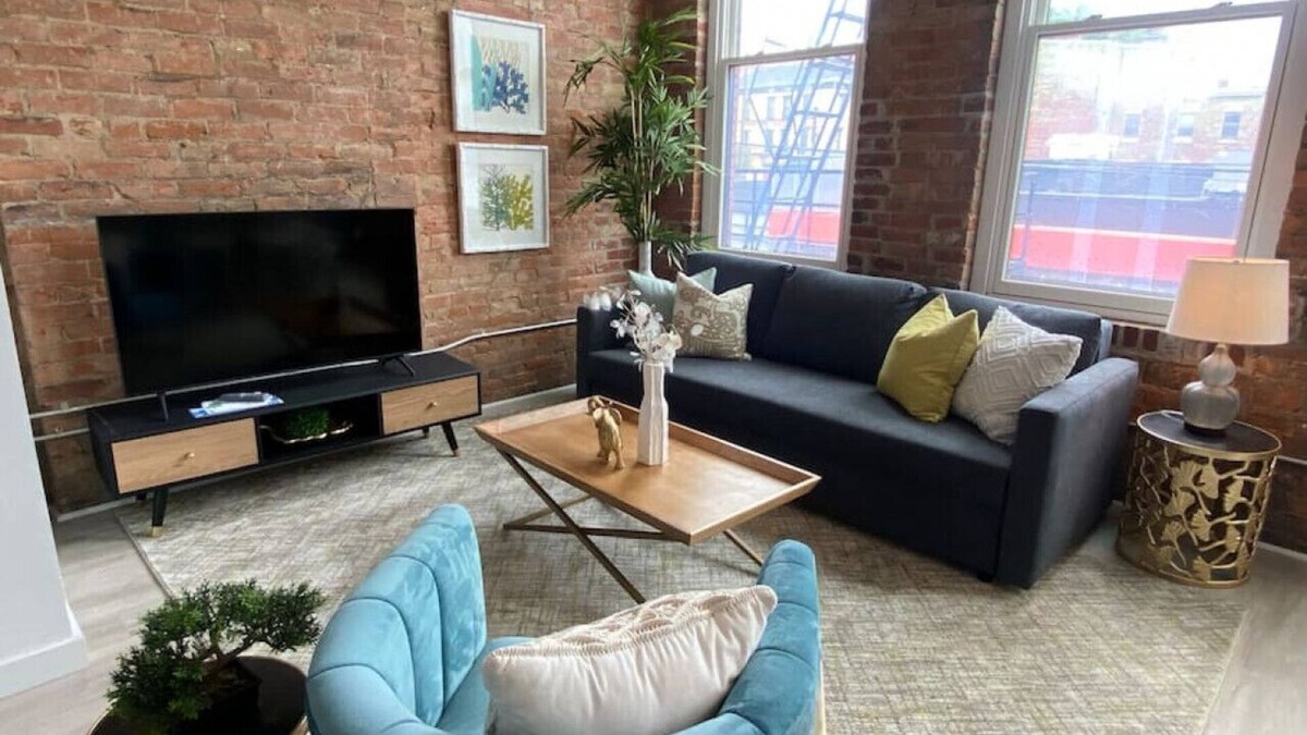 Over-the-Rhine Apartment | SWIZZLE: Explore OTR/Downtown from Rhinegeist
