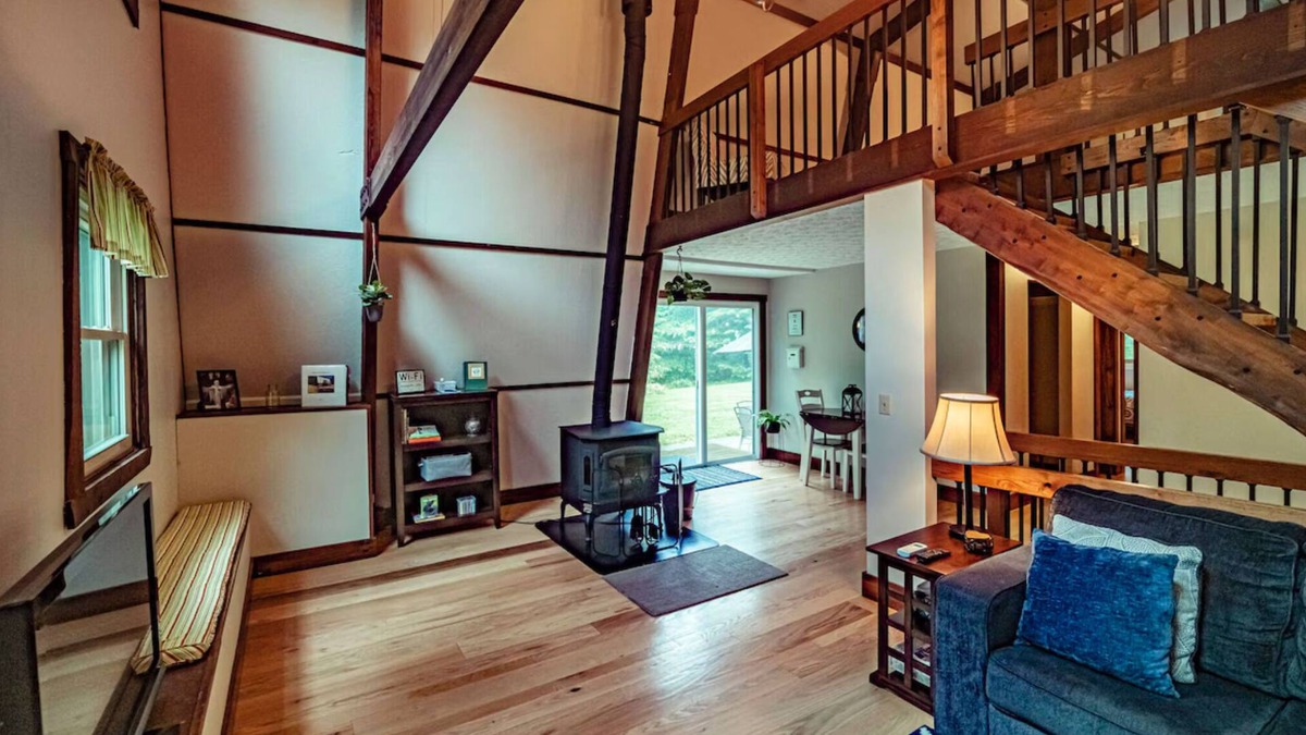 Nelsonville Cabin | Sycamore - Spacious inside, next to Wayne Nat'l