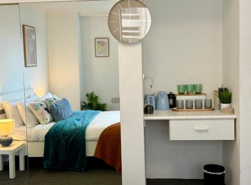Haymarket Apartment | Sydney City Escape - Hotel Style Pool, Spa & Gym