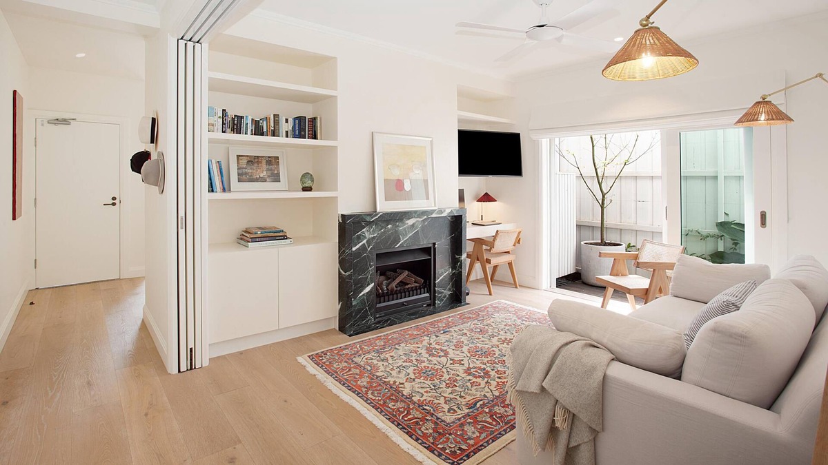 Darling Point Apartment | Sydney Spritz, Darling Point(IH) - Amalfi-inspired home with private Harbour Bridge-view bar