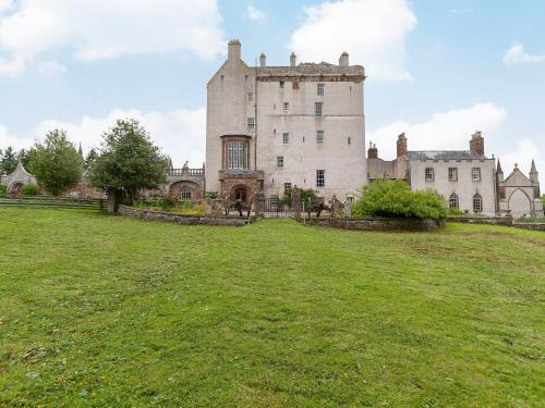 Turriff House | Symbister Suite