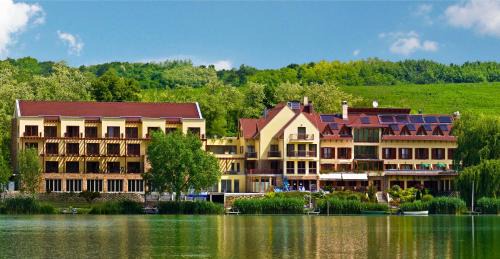 Bank Hotel | Tó Wellness Hotel