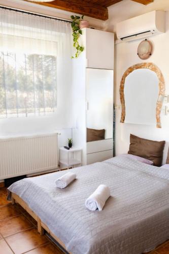 Martonvasar Apartment | Tükör apartman Martonvásár