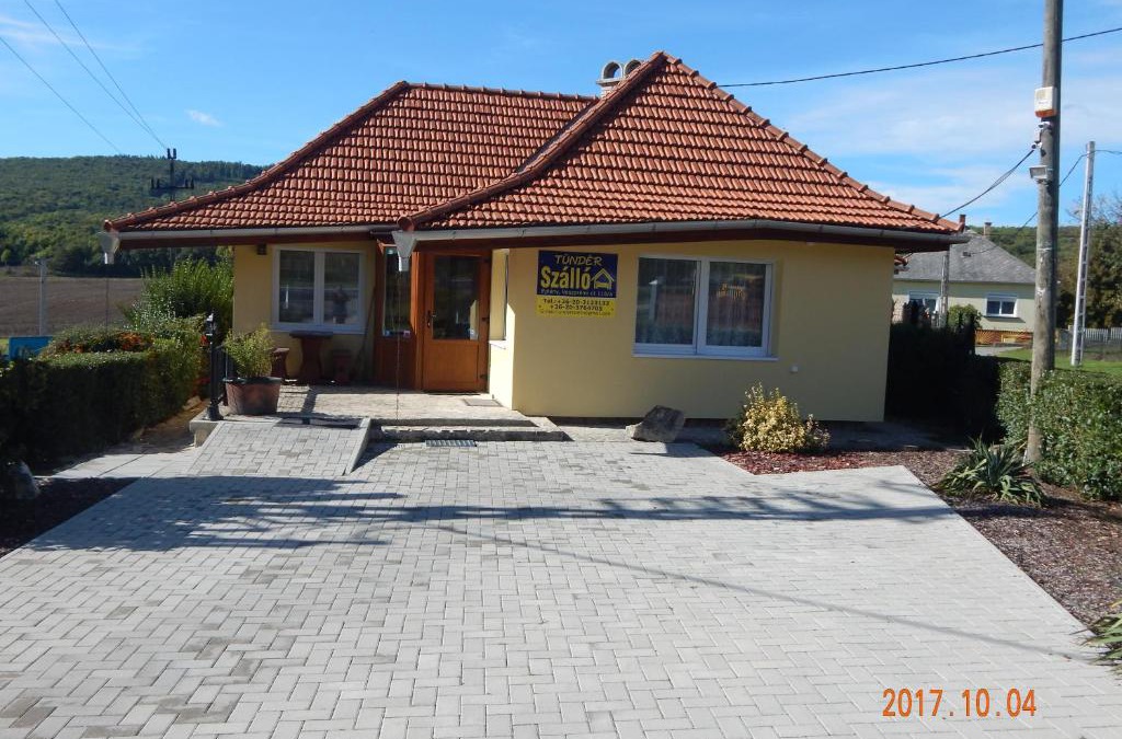 Epleny Apartment | Tündér Szálló Eplény