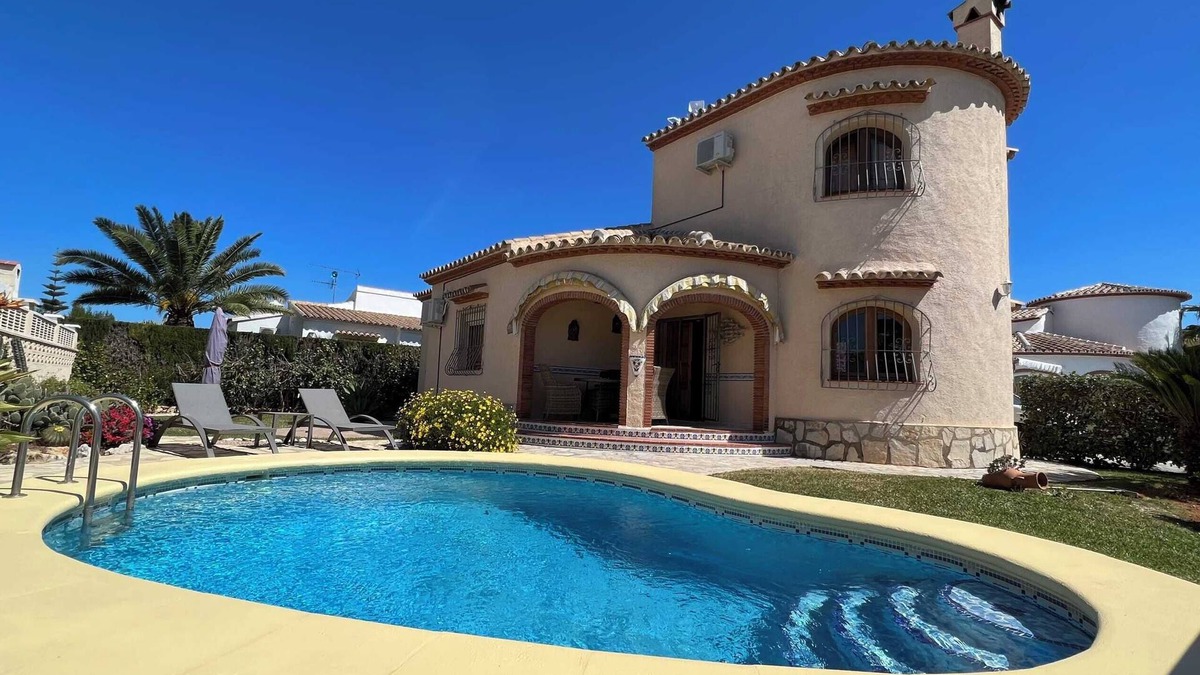 Els Poblets Villa | T-0223 Very well maintained villa in Els Poblets
