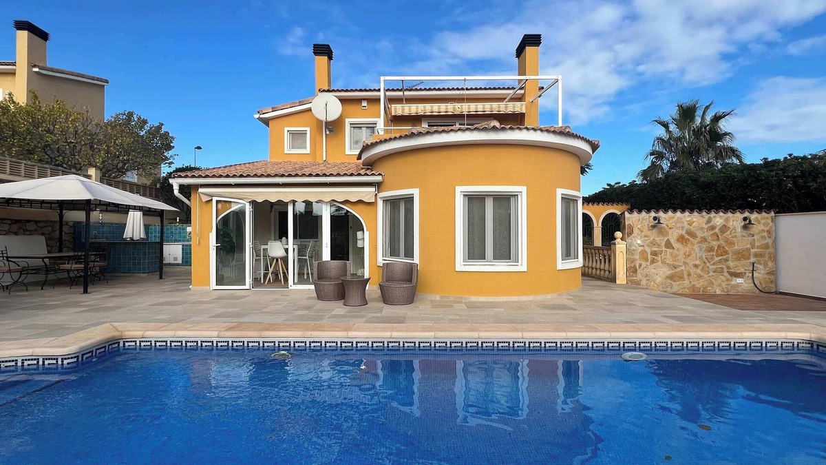 Pedreguer Villa | T-0624 Fantastic Villa with private pool and garden