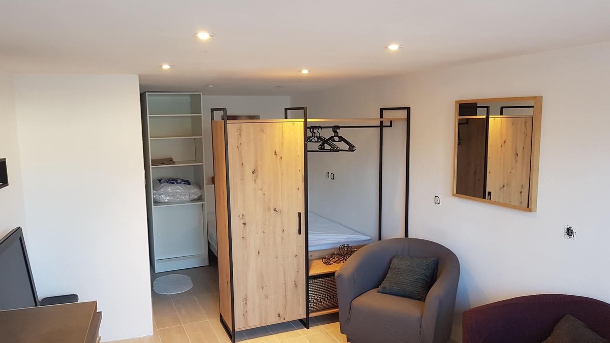 Sud Apartment | T1 10 minute walk from Aix en Provence city of water city of art