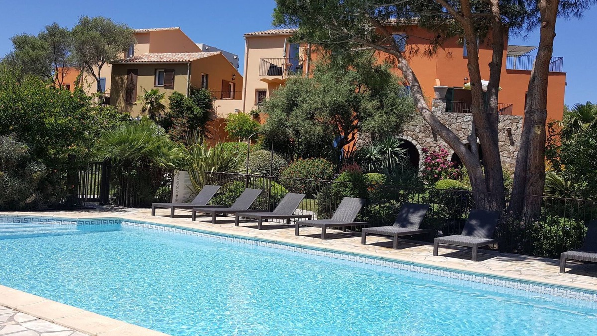 Calvi Apartment | T2 2 pers 30/32m² by Interhome