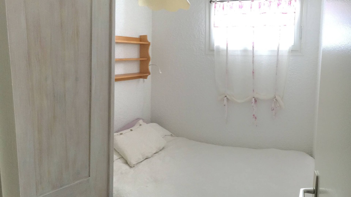 Les Deux Alpes Apartment | T2/3, heart of resort, bottom of slopes, parking, 30m3 + 100m2 terrace