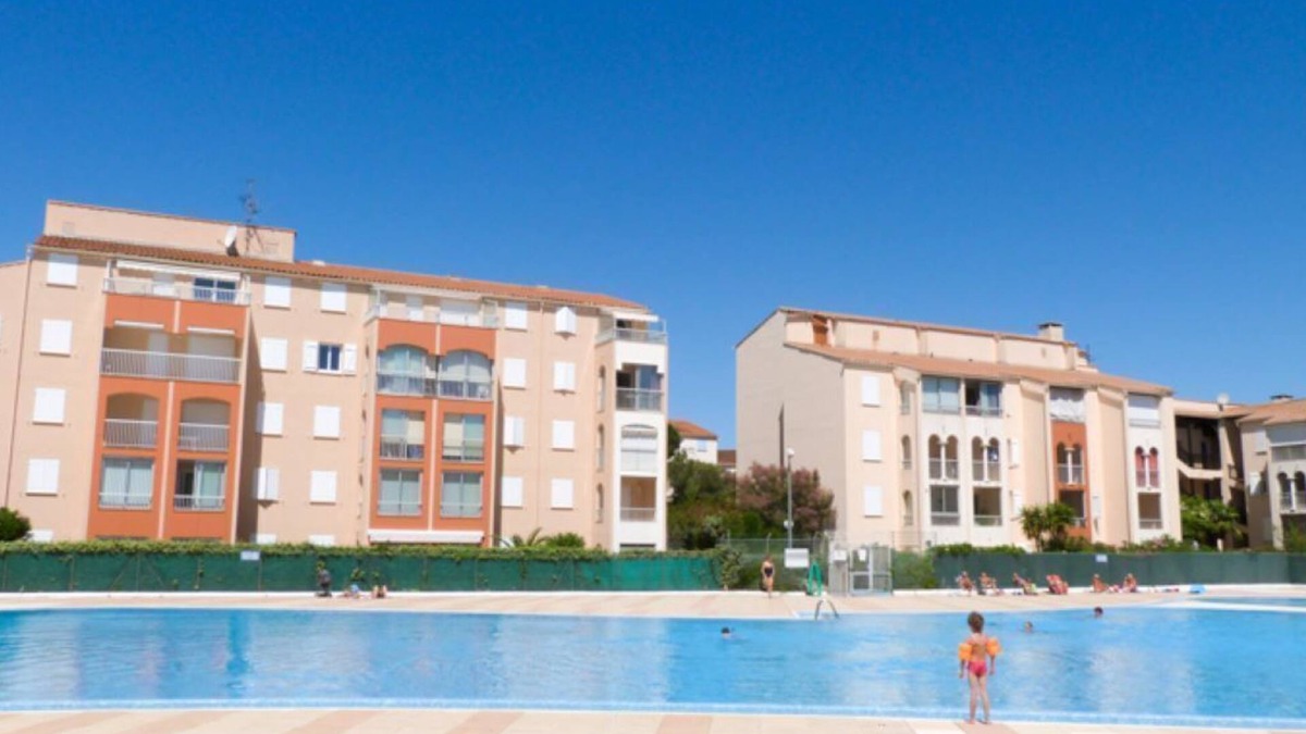 Frejus Apartment | T2 apartment (2/4 p) at LAGON BLEU