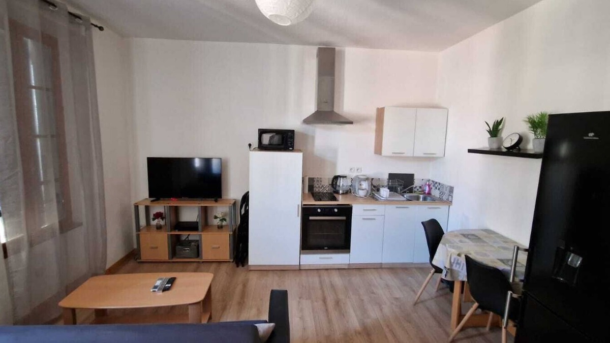 Le Bourg Apartment | T2 apartment with balcony near downtown NARBONNE