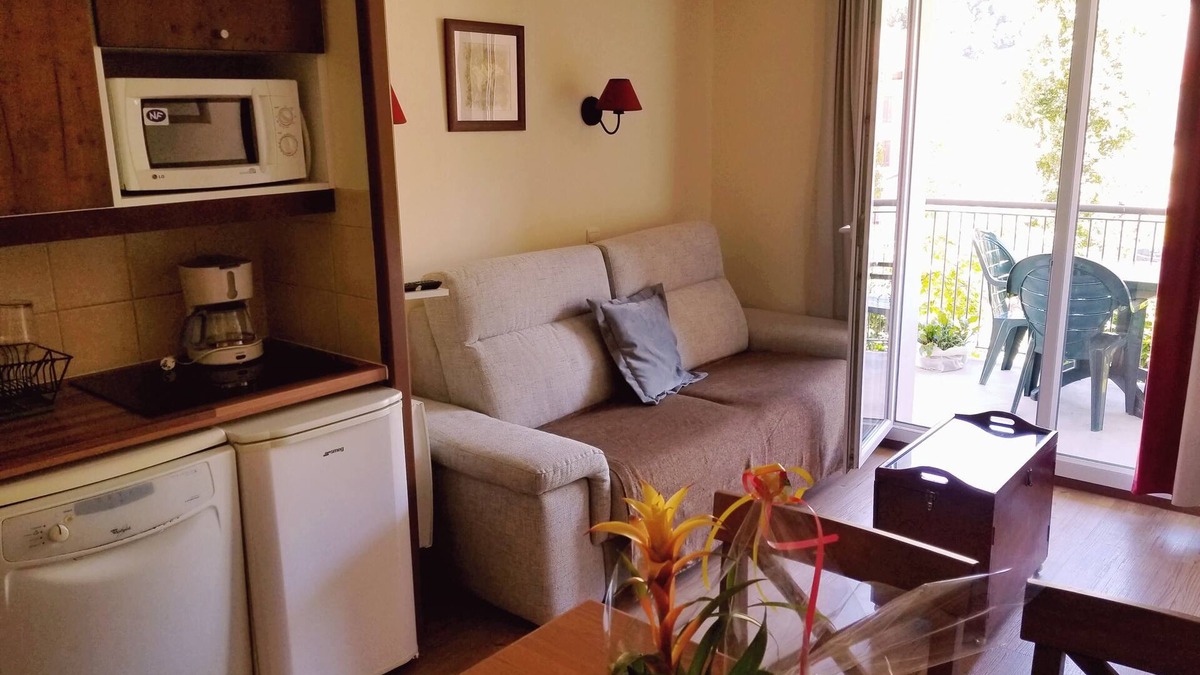 Ax-les-Thermes Apartment | T2 at Ax Les Thermes next to the cable car