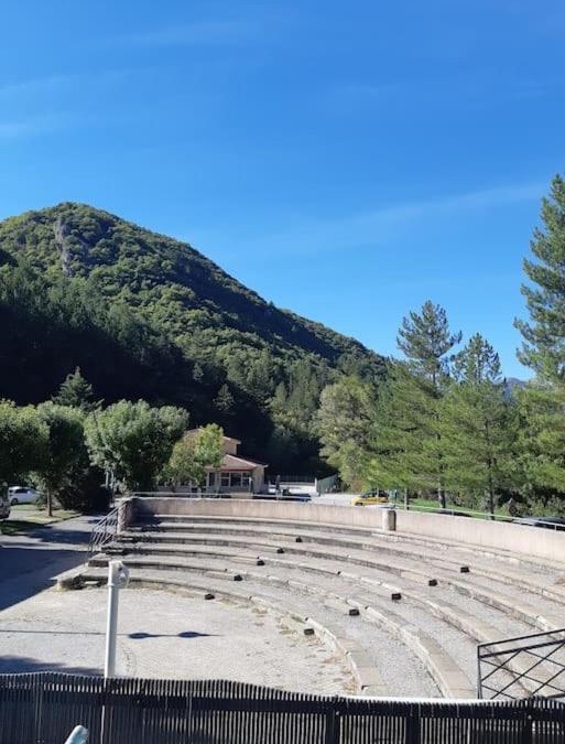 Digne-les-Bains Apartment | T2 au cœur de la nature de Digne