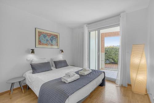 Amidonniers - Caffarelli Apartment | T2 Bord de Garonne hypercentre terrasse + Parking