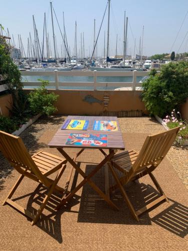 Frontignan Apartment | T2 cosy vue sur le port de plaisance