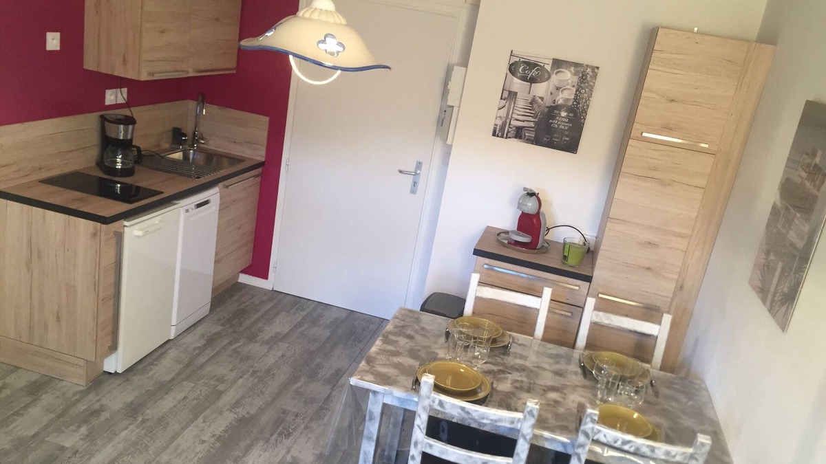 Cabourg Apartment | T2 direct access to the sea (garden level) near Thalasso
