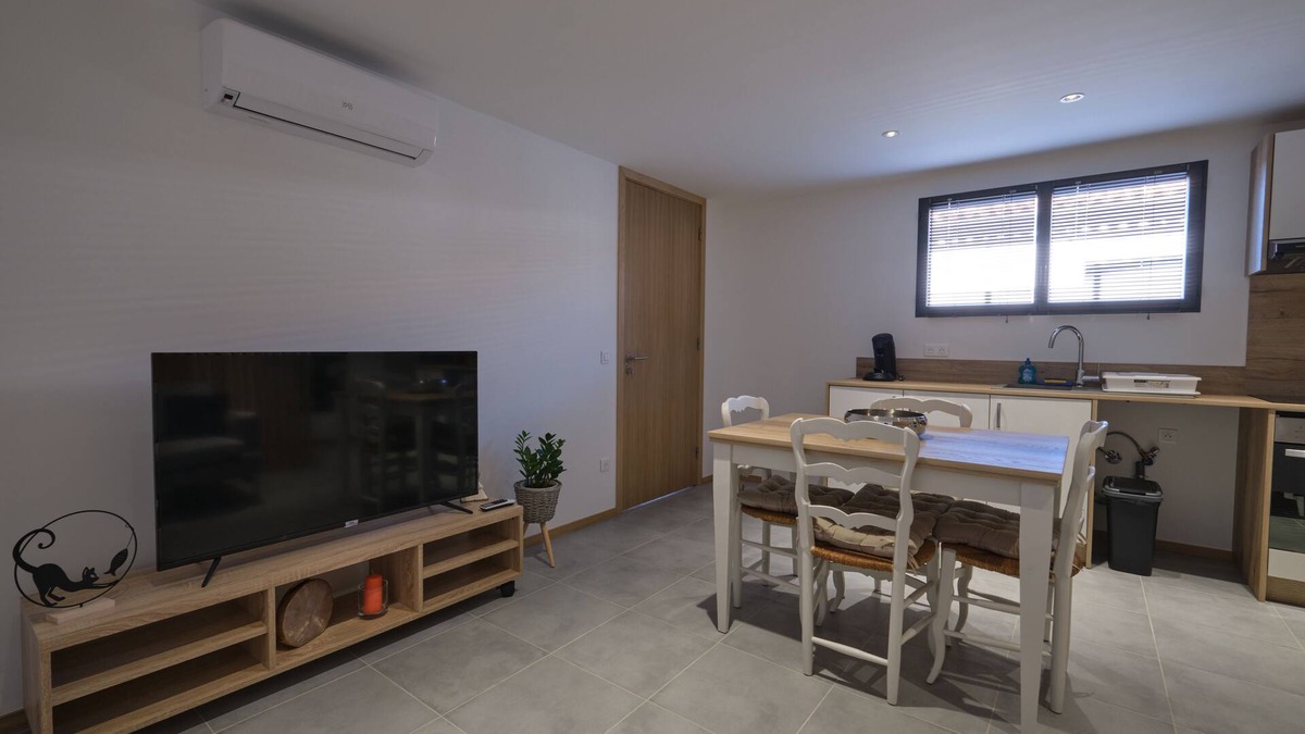 Porto-Vecchio Apartment | T2 ground floor villa in downtown Porto-Vecchio