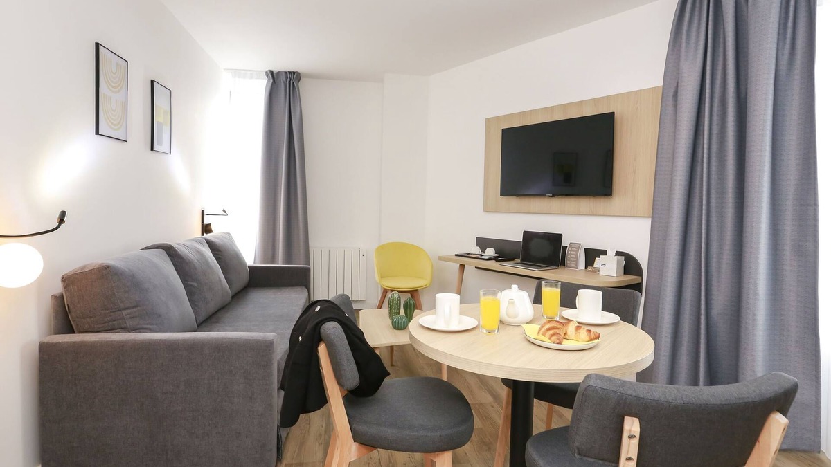 La Fayette-Eble Condo | T2 moderne, près de la gare | TV, bureau, wifi