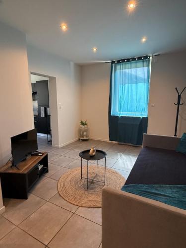 Cravanche Apartment | T2 proche Techn'hom