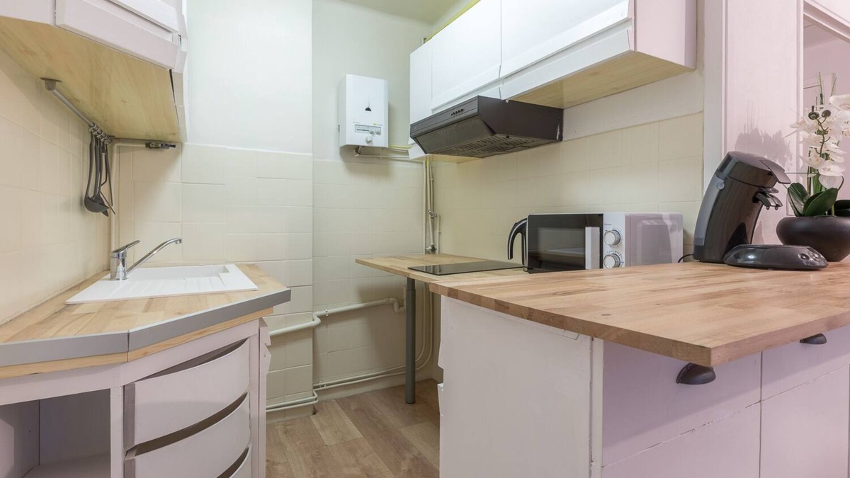 Saint-Pierre Condo | T2 sleeps 4 near La Timone and Conception hospitals