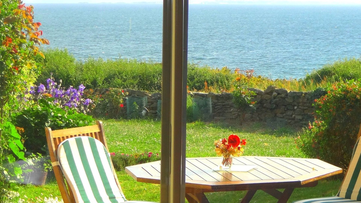 Saint-Gildas-de-Rhuys Apartment | T2 southern Brittany beautiful sea view, calm, beach,
