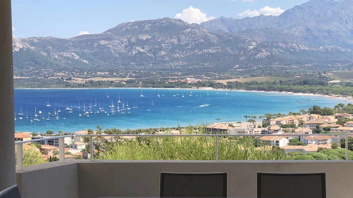 Calvi Apartment | T2/T3 NEW SEA VIEW AND MOUNTAINS - WIFI