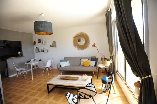 Ajaccio Apartment | T2 Terrasse Vue Mer - Route des Sanguinaires