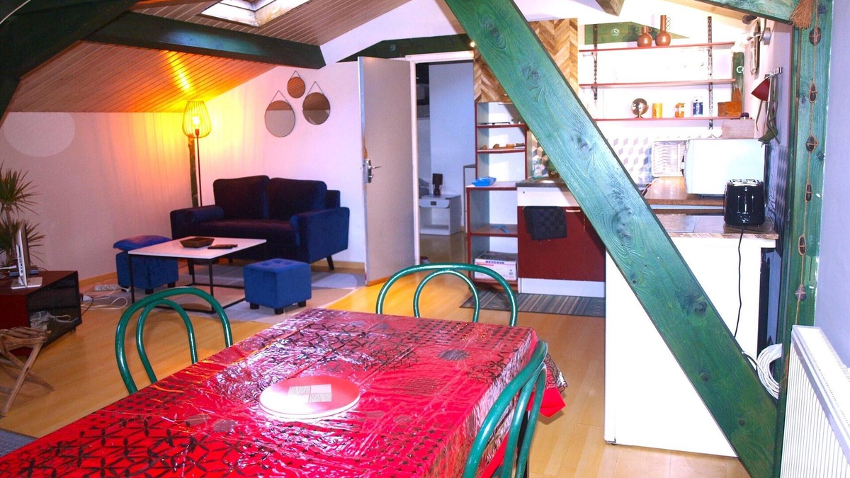 Parcieux Apartment | T2 Tout Équipé. Indépendant. Au Calme