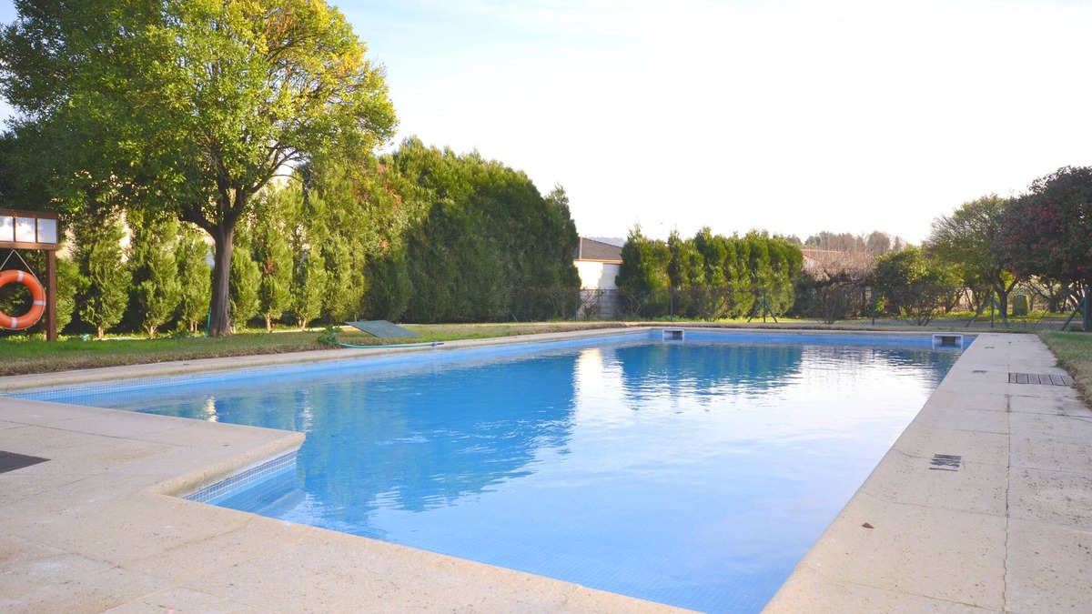 Braga House | T2 with shared pool and covered terrace