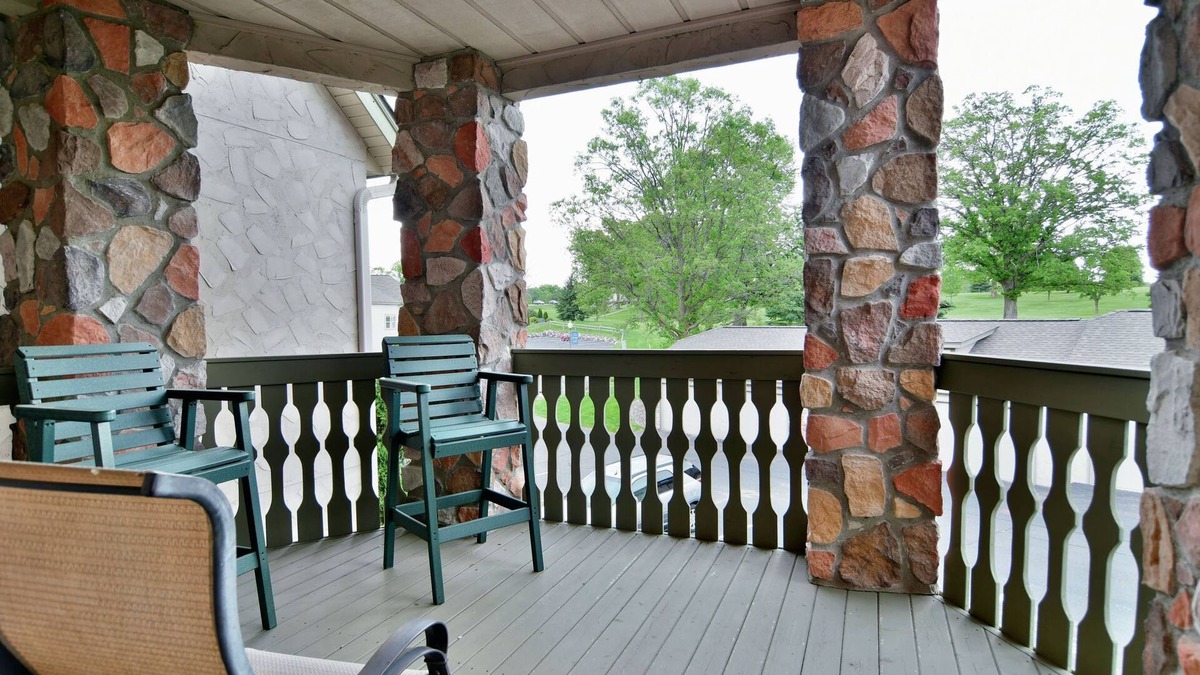 Birchwood Condo | T207 Charming condo with lake front view at Tagalong Golf Resort.