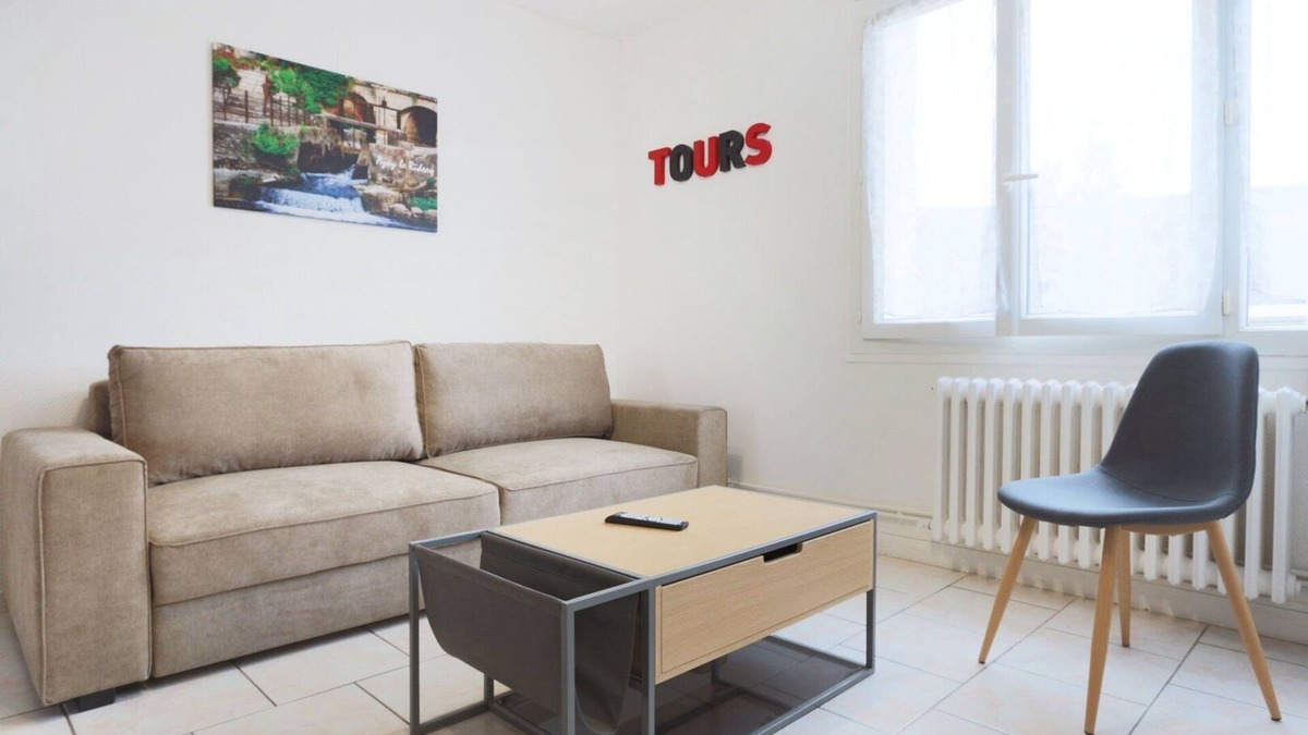 Saint-Cyr-sur-Loire Apartment | T3 10 minutes from Tours