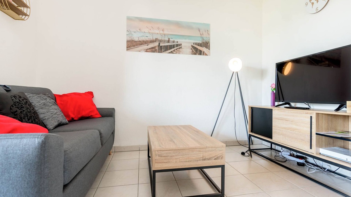 Toulouse South-East Apartment | T3 59m2 at the Machine hall, & space city