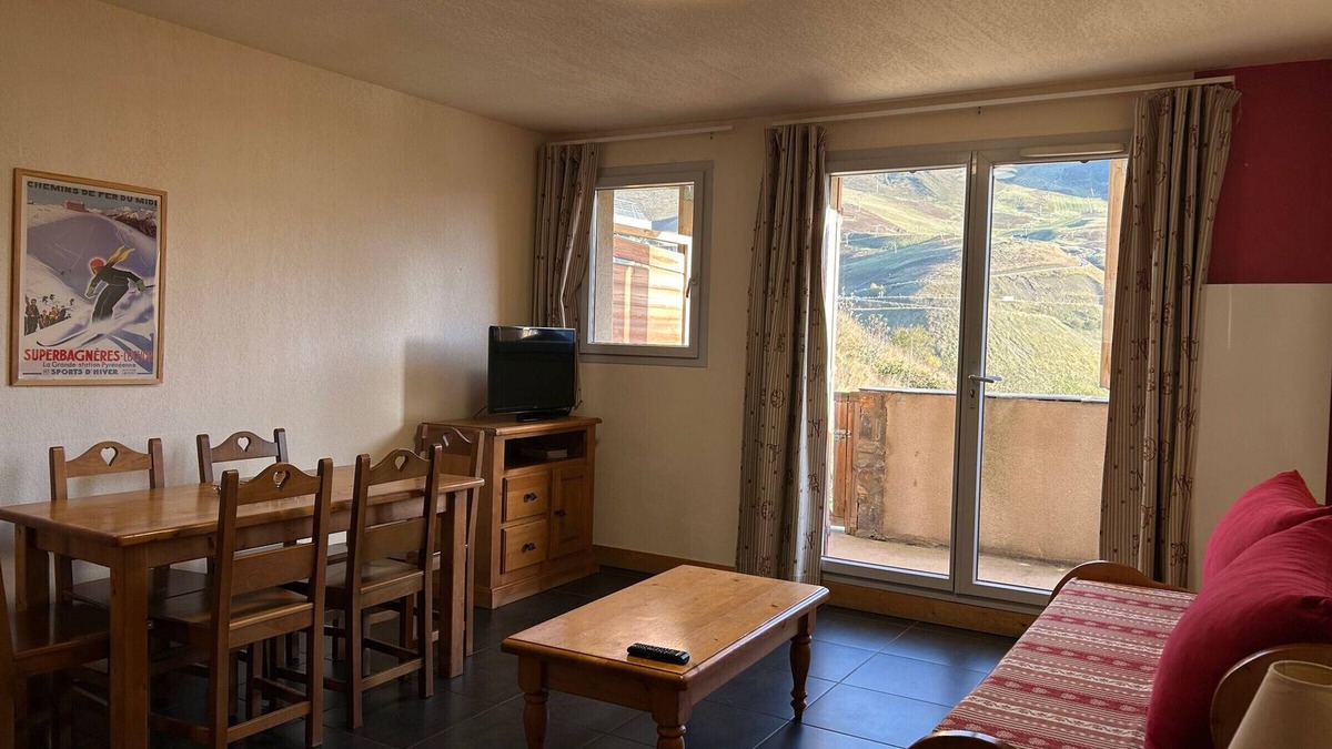 Peyragudes Apartment | T3 6pers with track access Peyragudes, pool, parking