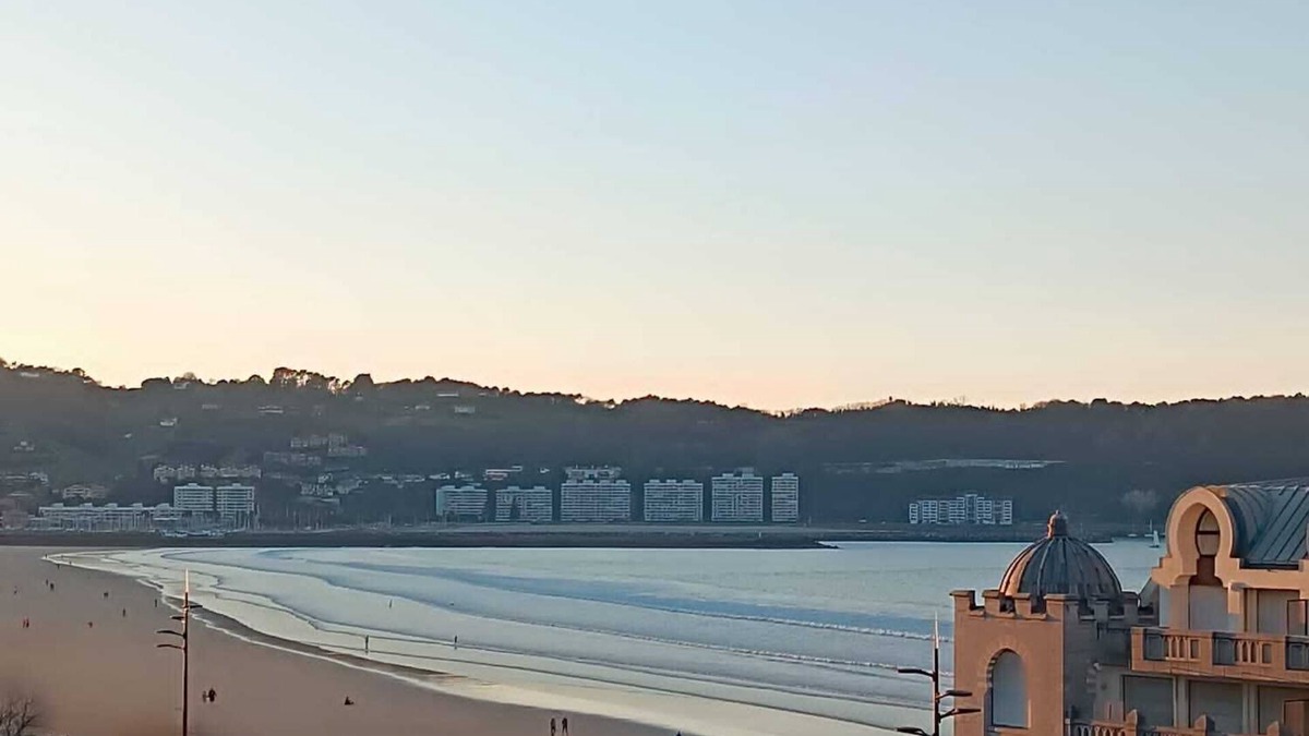 Hendaye Apartment | ⛱️🏄♂️ T3 apartment "4/6" people center beach seafront Hendaye 🌊⛵️