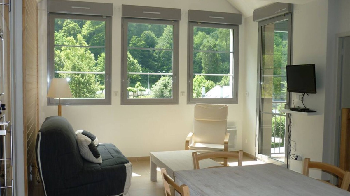 Cauterets Apartment | T3 Centre village Cauterets - Mountain view