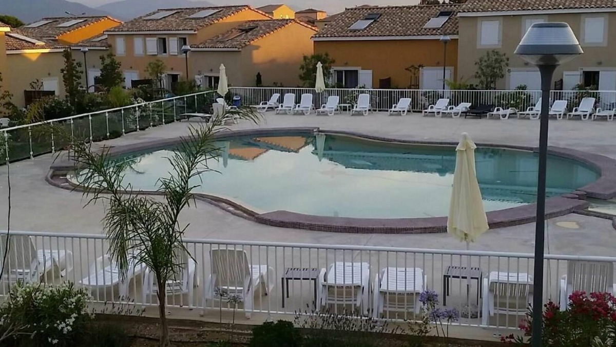 Latour-Bas-Elne House | T3 duplex villa 2.2 km from the beach